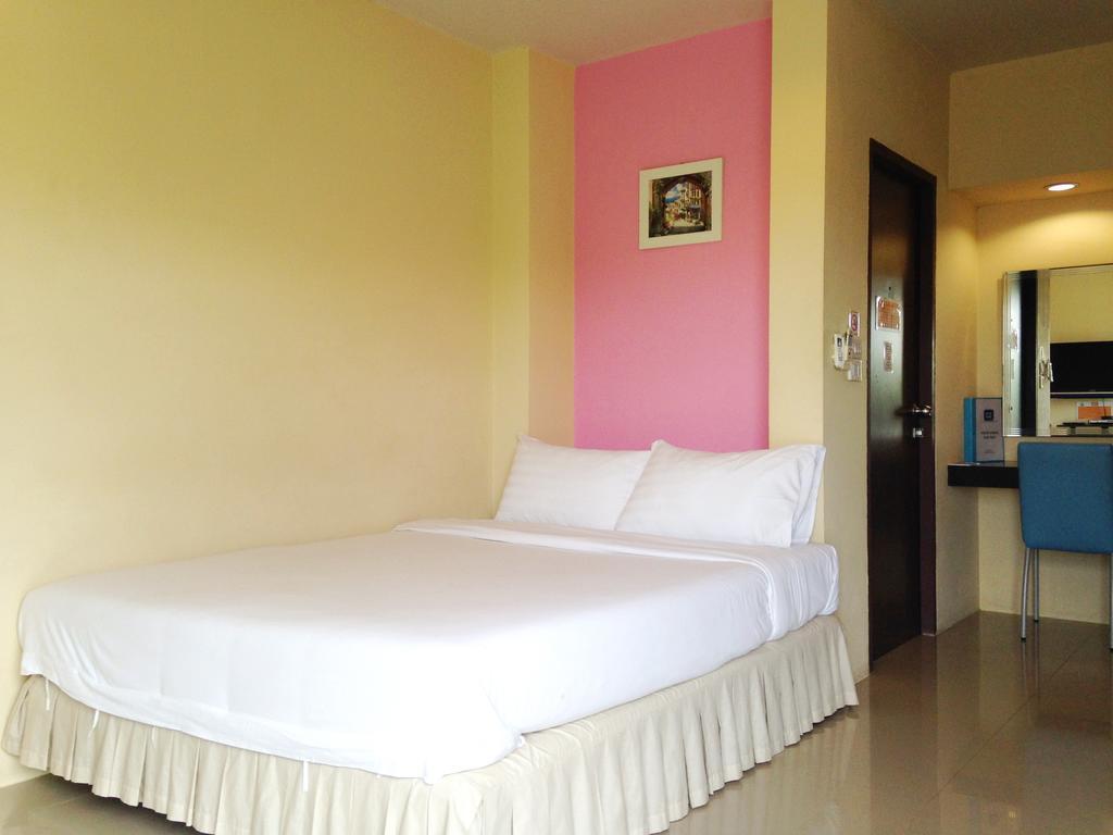 C2 Residence Lampang Eksteriør billede