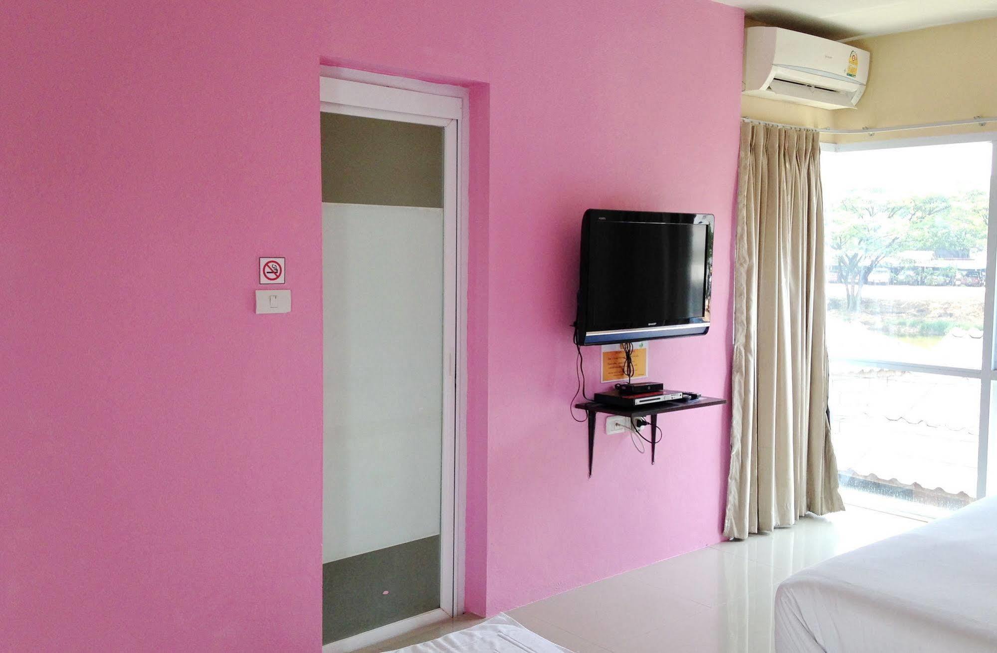 C2 Residence Lampang Eksteriør billede